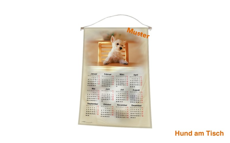 Stoff-Kalender 2025 mit verschiedenen Hunde-Motiven