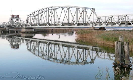 Foto Meiningenbrücke - eine Drehbrücke